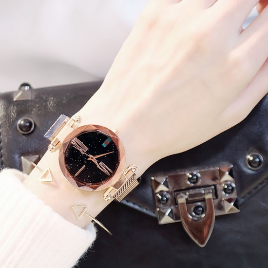 Women Fashion Elegant Luxury Starry Sky Quartz Watch Lady Magnetic Band Jewelry Wristwatch